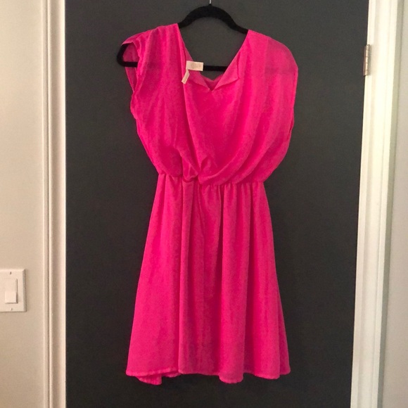 Bright pink chiffon dress - Picture 2 of 2
